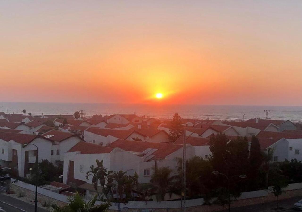 Studio Near The Sea Netanya Extérieur photo
